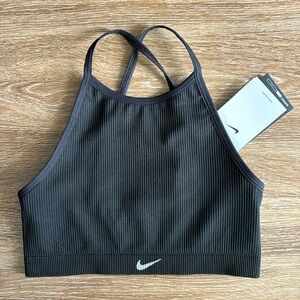 ⭐️SOLD⭐️ NIKE Indy Seamless Ribbed Non-padded Sports Bra Black Size Small NWT